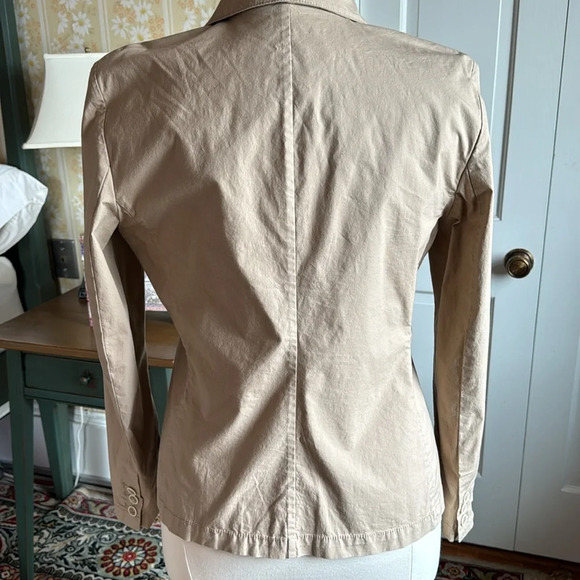 👍🏼Talbots button-down four pocket lightweight jacket👍🏼 - Picture 4 of 8